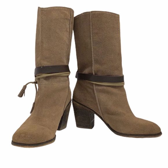 Mia Limited Edition Tooledo Leather Boots w/ Tassel & Buckle Belt Accent Sz 9M - Picture 8 of 9